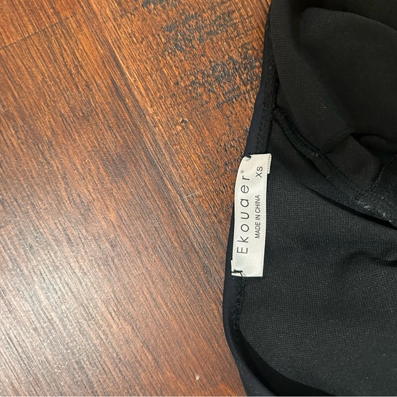 Black halter one piece bathing suit - Picture 2 of 4